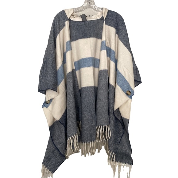 Vince Camuto Sweaters - VINCE CAMUTO Colorblock Hooded Poncho